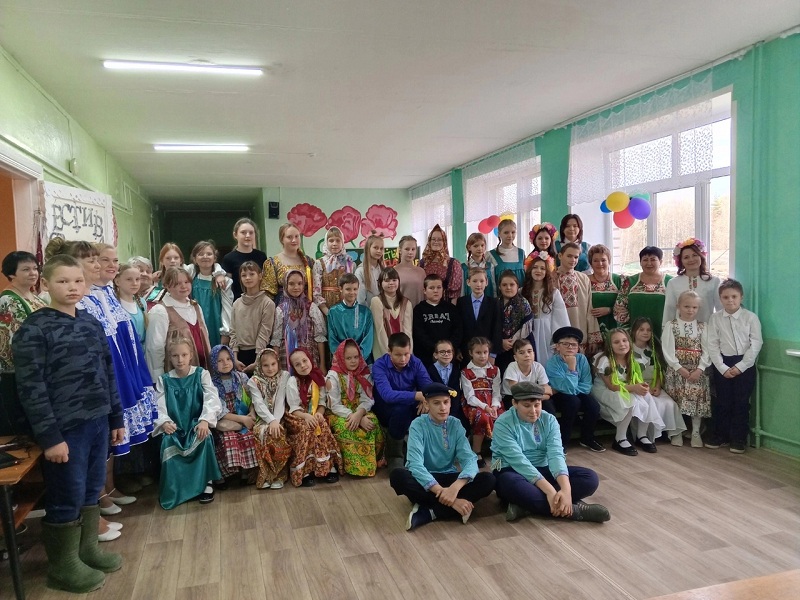Фестиваль народной культуры "Русь".